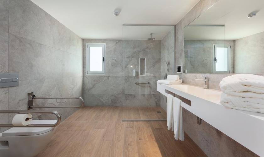 Adapted Junior Suite Kumara Serenoa Gran Canaria Adapted Junior Suite Kumara Serenoa Gran Canaria